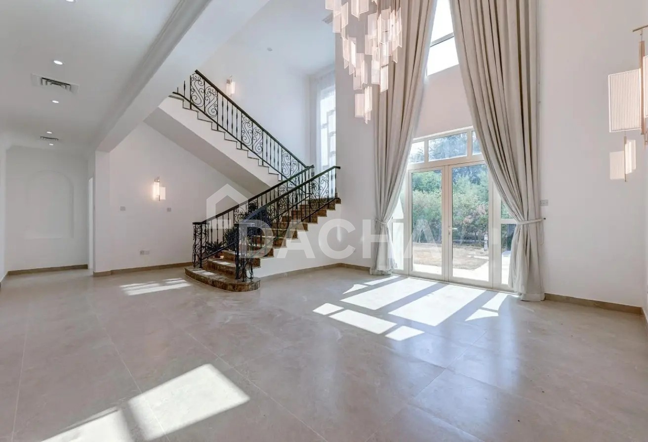4 bedroom villa to rent - Dacha
