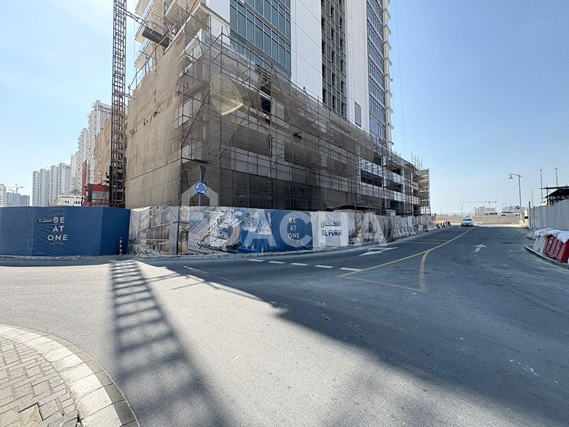 retail for sale - Dacha