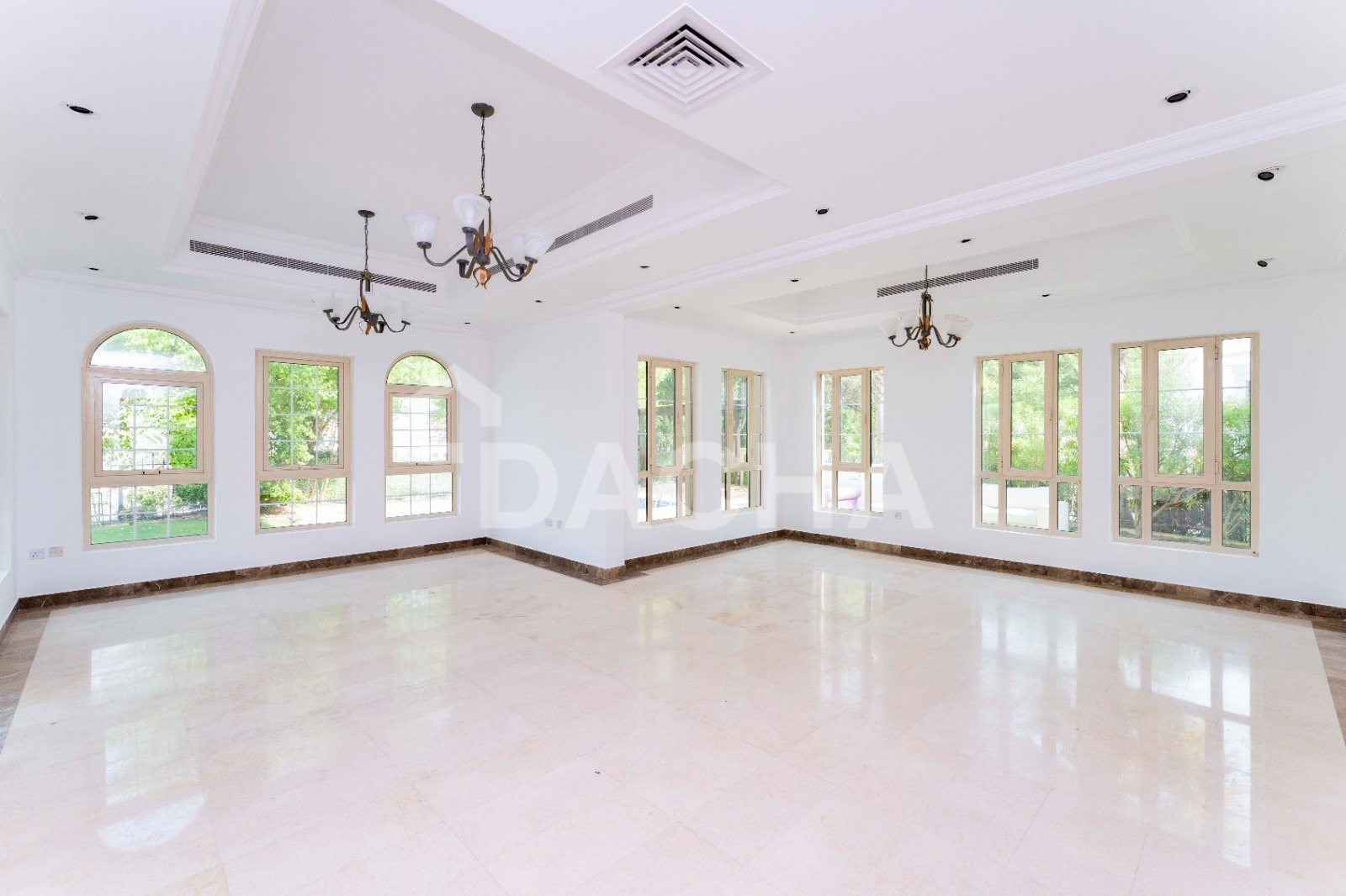 5 bedroom villa to rent - Dacha