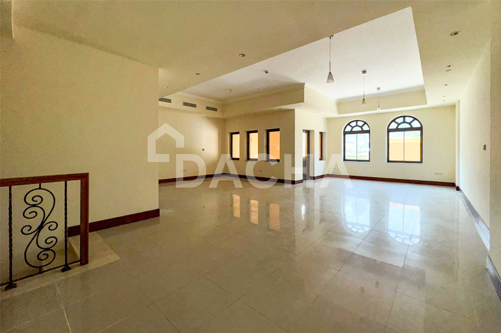 4 bedroom townhouse to rent - Dacha
