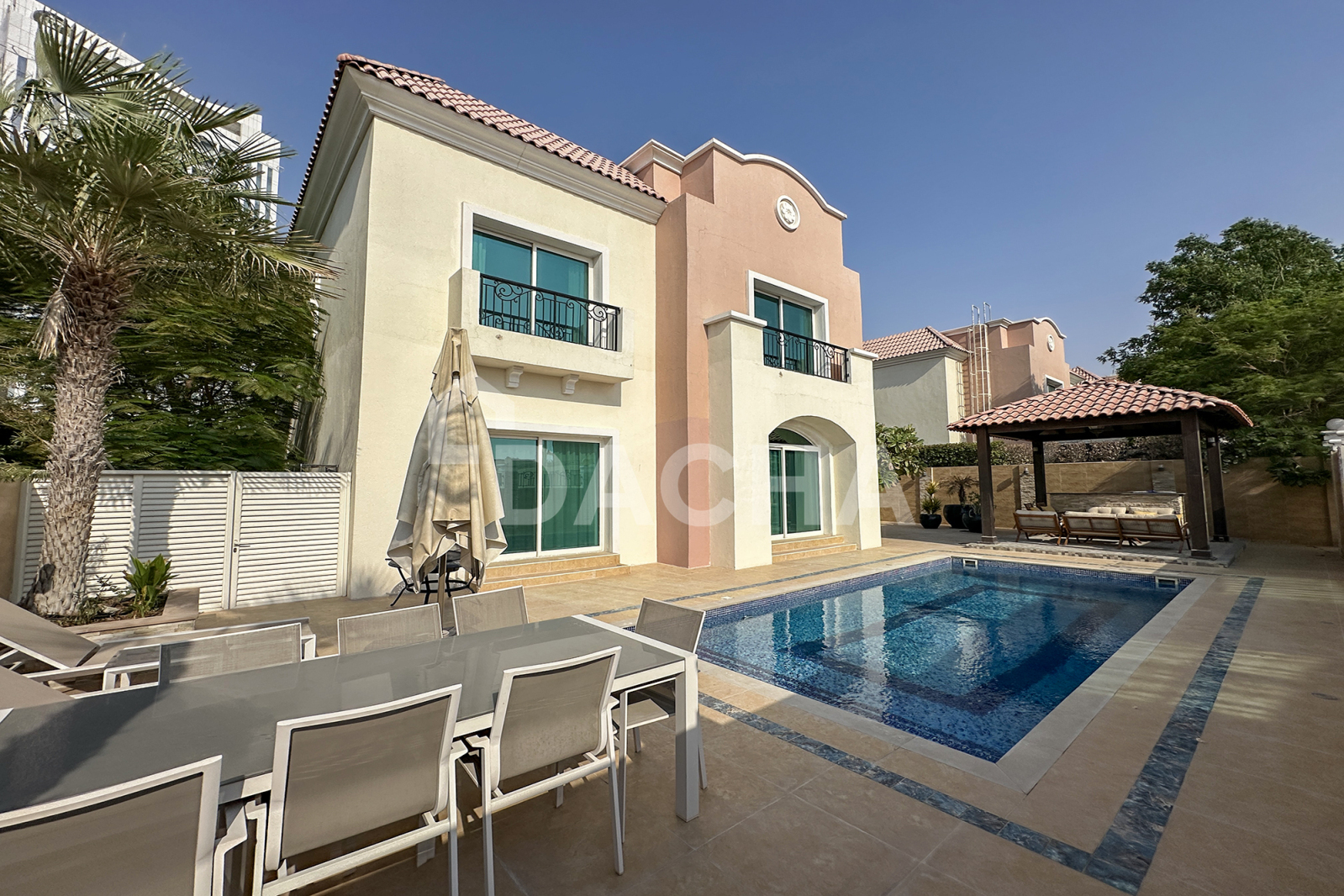 5 bedroom villa for sale - Dacha