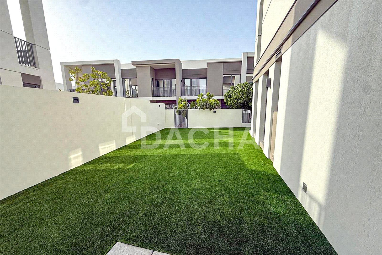 4 bedroom villa to rent - Dacha