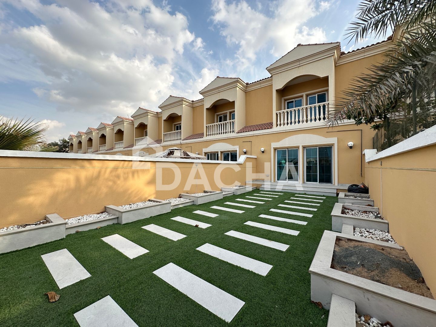 2 bedroom townhouse for sale - Dacha