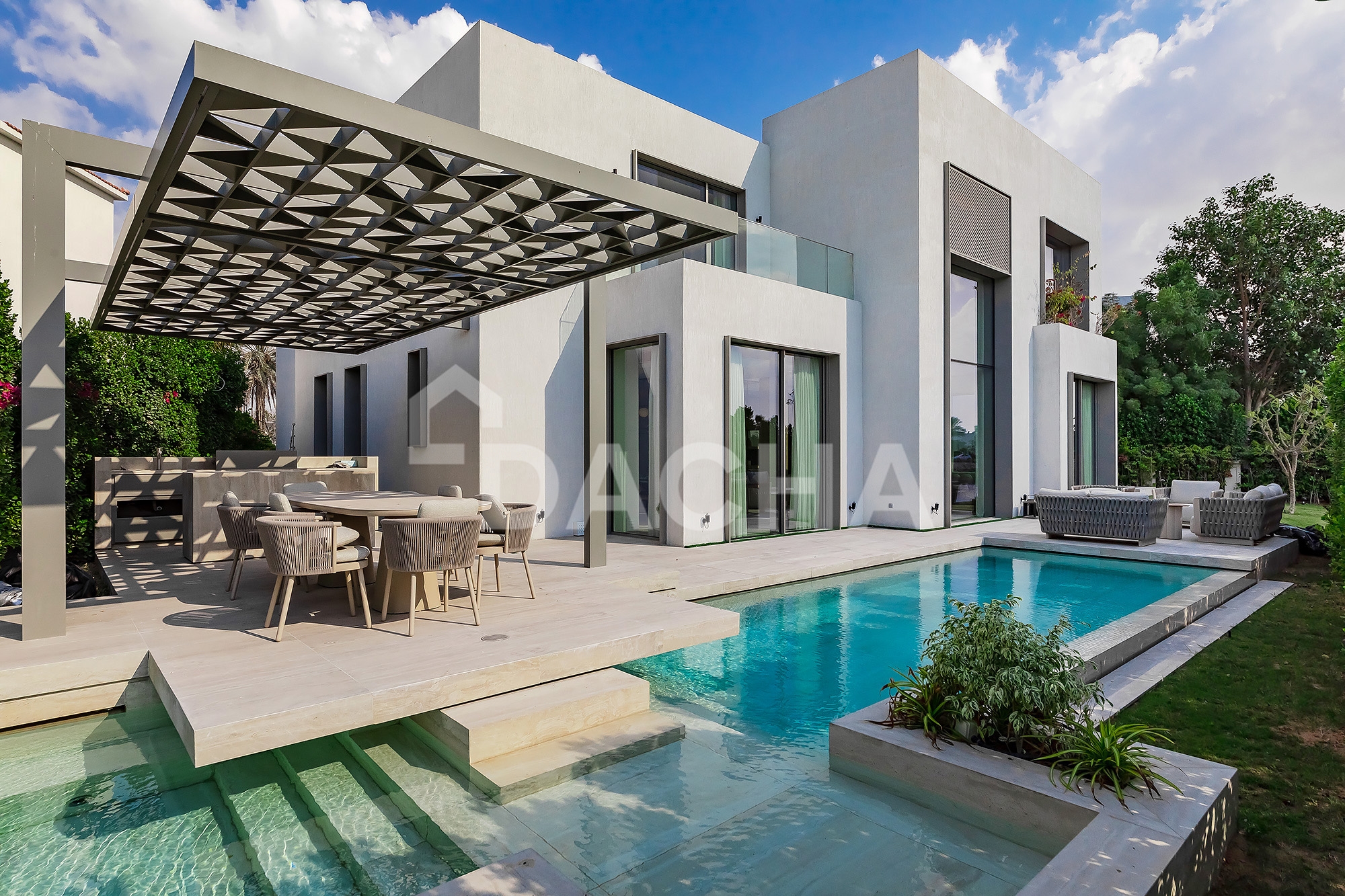 4 bedroom villa for sale - Dacha