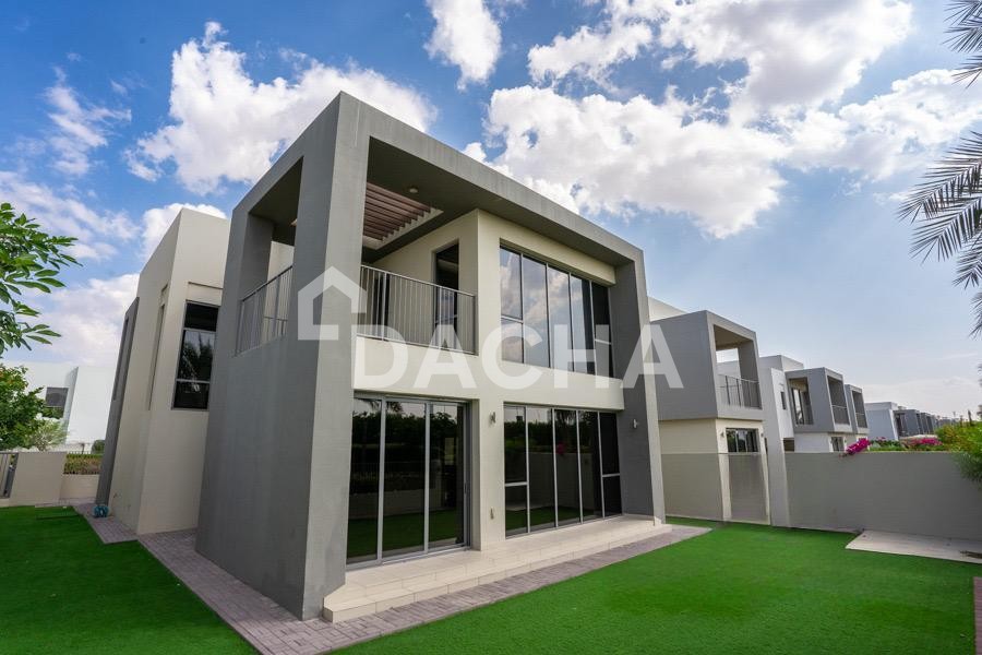 4 bedroom villa to rent - Dacha