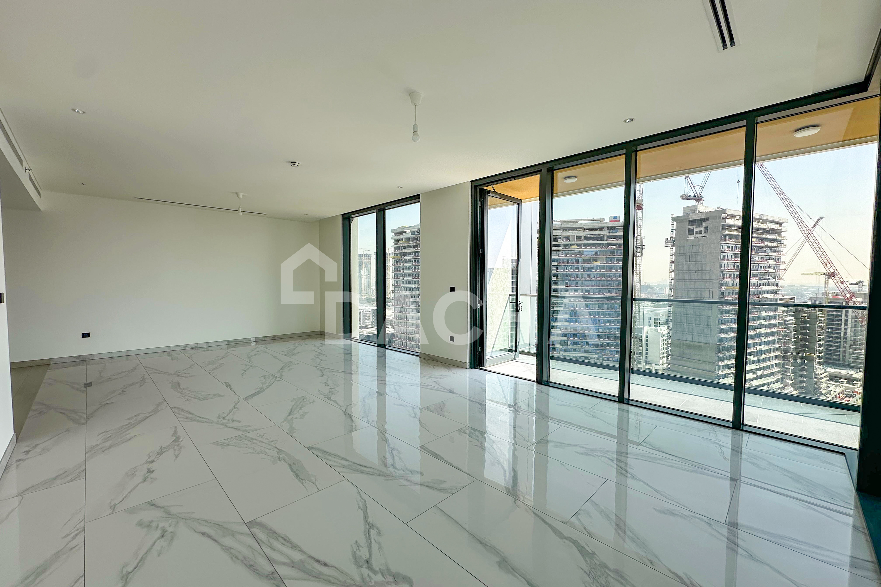 4 bedroom apartment to rent - Dacha