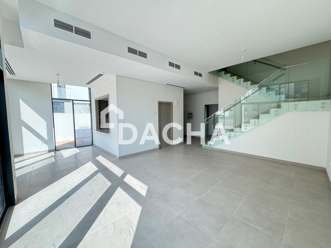 4 bedroom townhouse to rent - Dacha