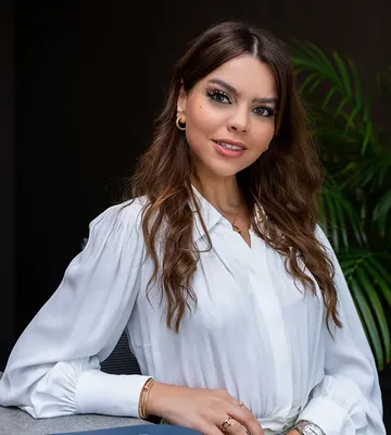 Nesrine Belaid - Dacha