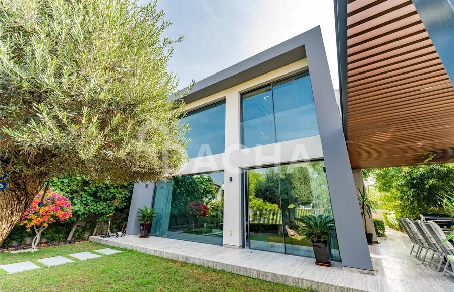 4 bedroom villa for sale - Dacha
