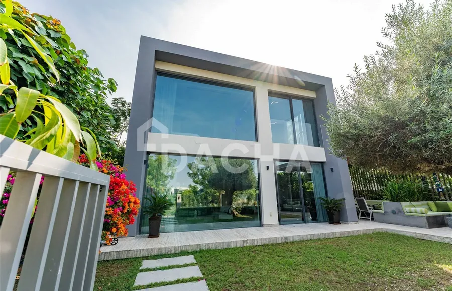 4 bedroom villa for sale - Dacha