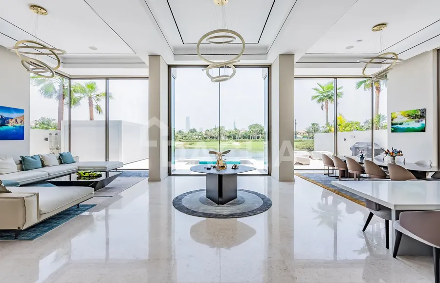 6 bedroom villa for sale - Dacha