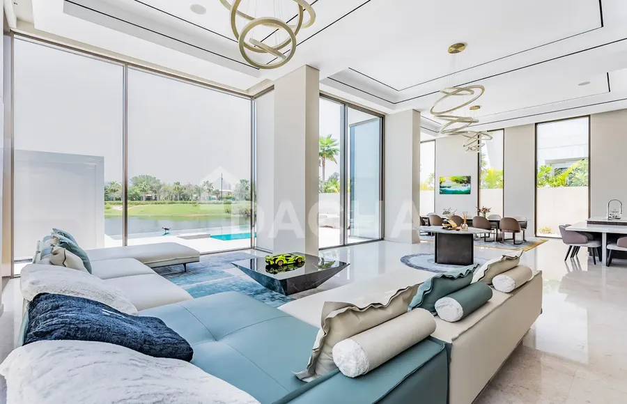 6 bedroom villa for sale - Dacha