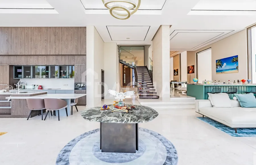 6 bedroom villa for sale - Dacha