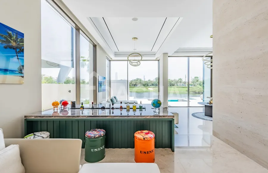 6 bedroom villa for sale - Dacha