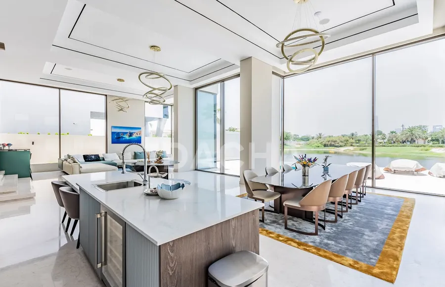 6 bedroom villa for sale - Dacha