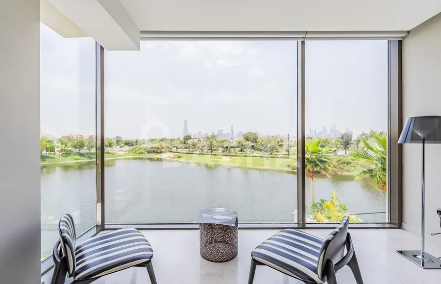 6 bedroom villa for sale - Dacha