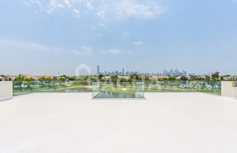 6 bedroom villa for sale - Dacha