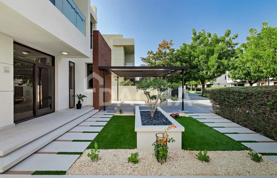 5 bedroom villa for sale - Dacha