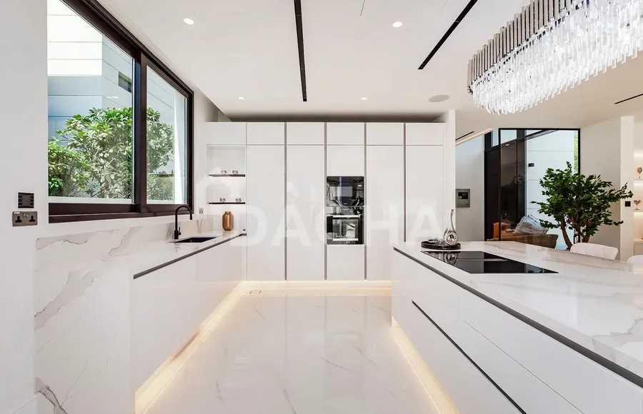 5 bedroom villa for sale - Dacha