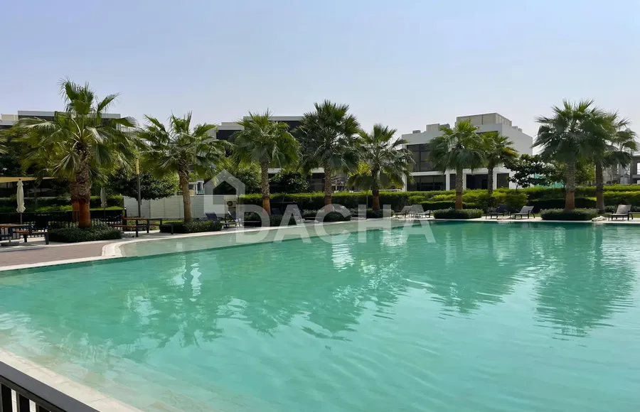 8 bedroom villa for sale - Dacha