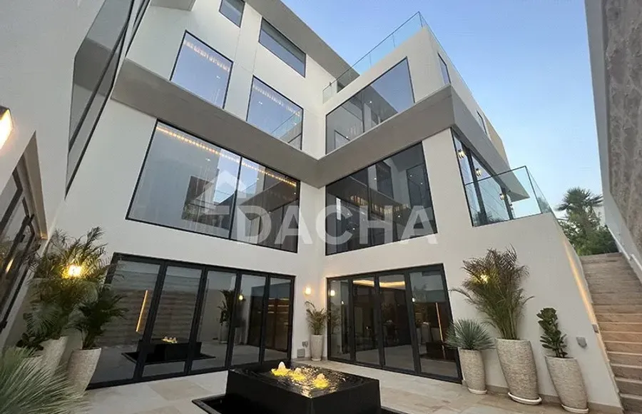 7 bedroom villa for sale - Dacha