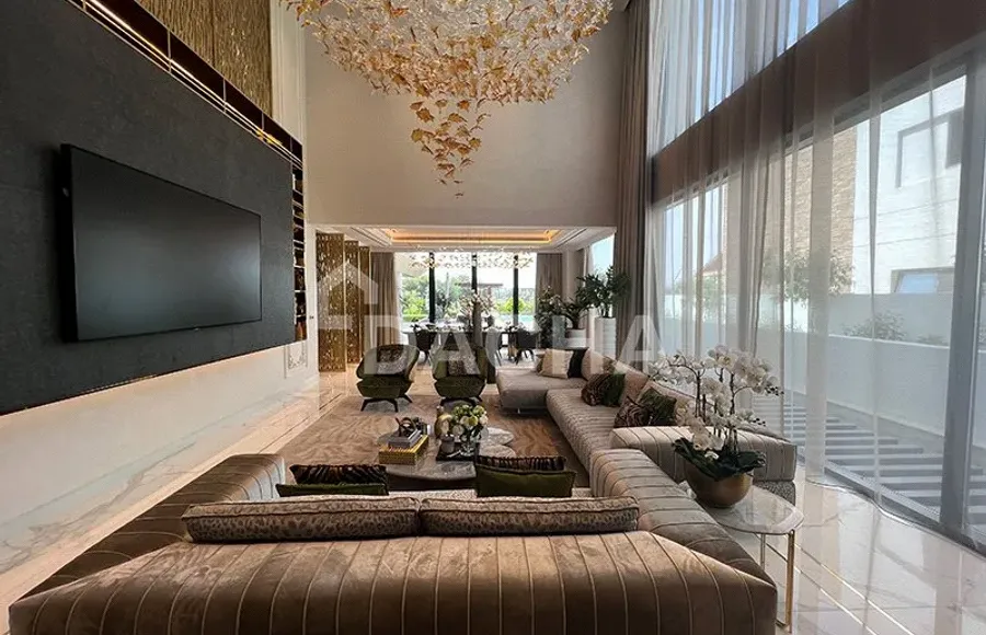 7 bedroom villa for sale - Dacha