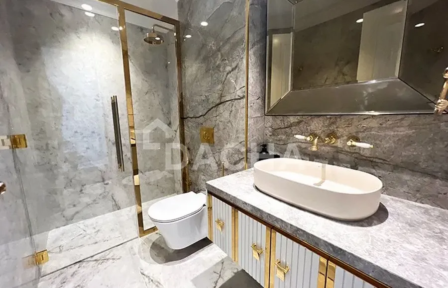 7 bedroom villa for sale - Dacha