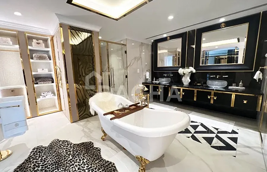 7 bedroom villa for sale - Dacha
