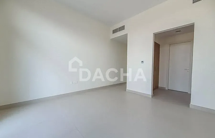 4 bedroom villa to rent - Dacha