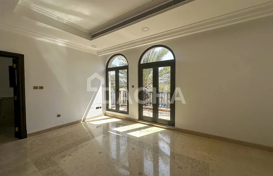 6 bedroom villa to rent - Dacha