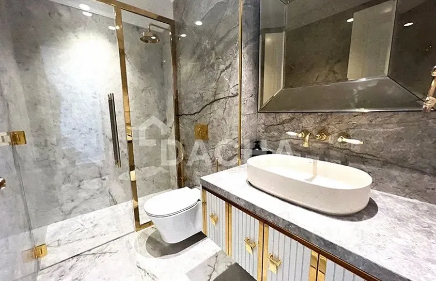 6 bedroom villa for sale - Dacha