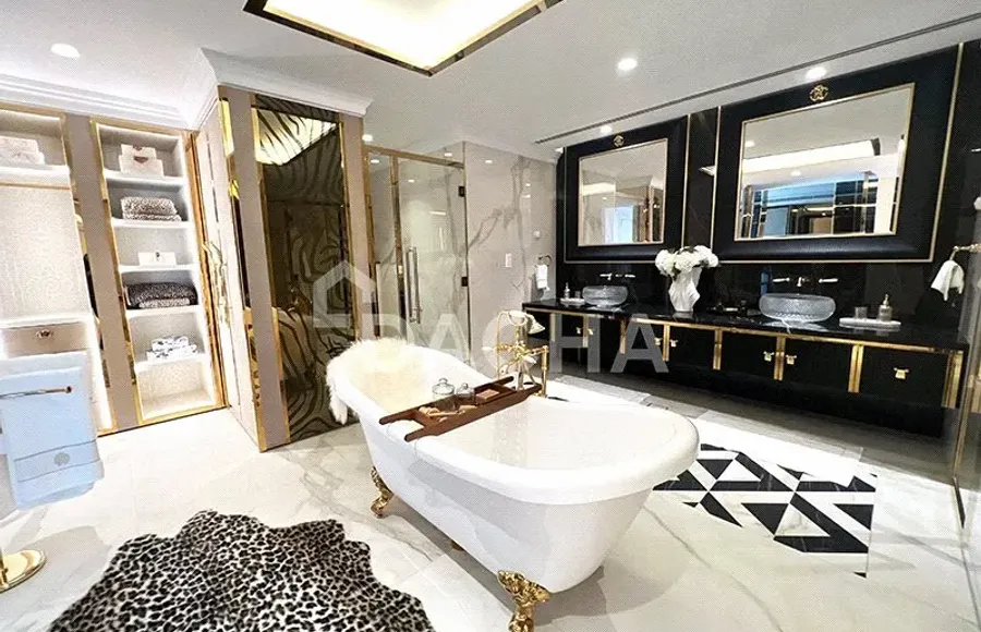 6 bedroom villa for sale - Dacha