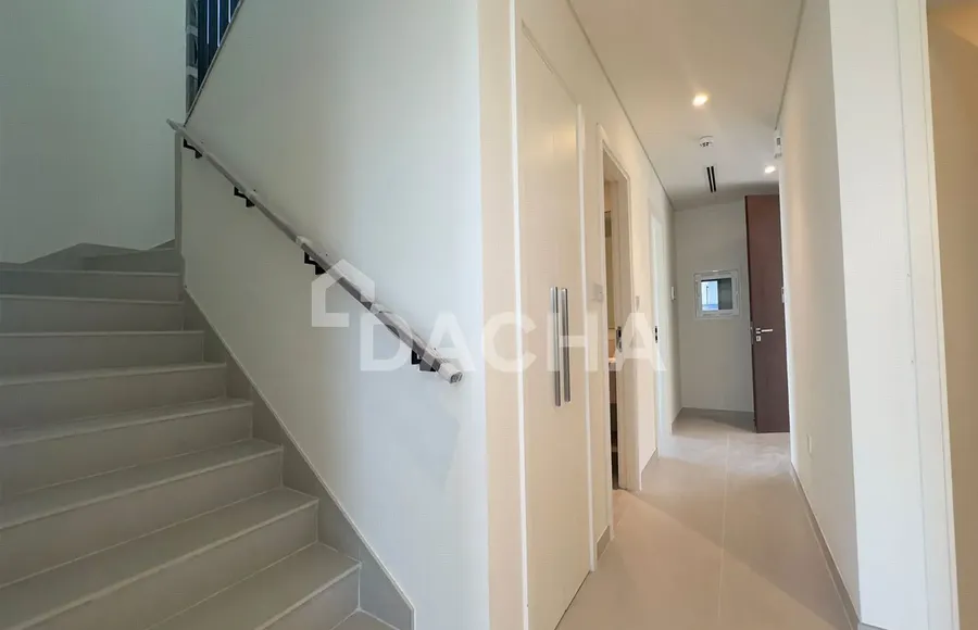 4 bedroom townhouse for sale - Dacha