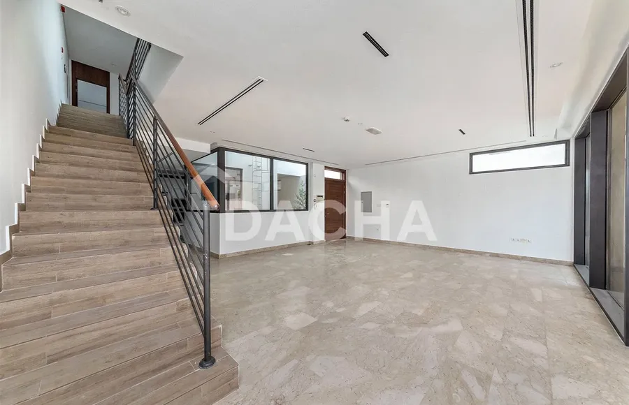 4 bedroom villa for sale - Dacha
