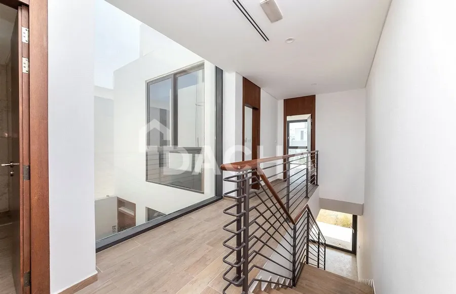 4 bedroom villa for sale - Dacha