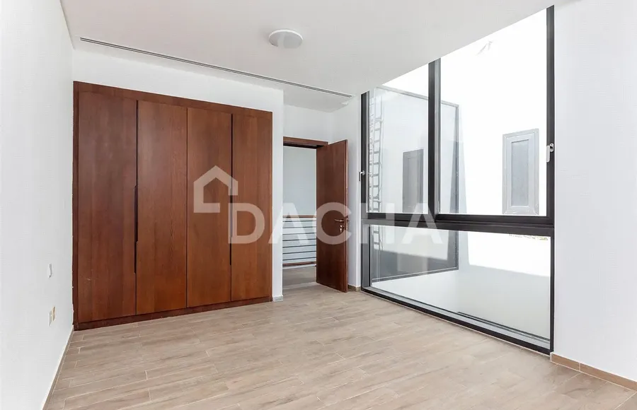 4 bedroom villa for sale - Dacha