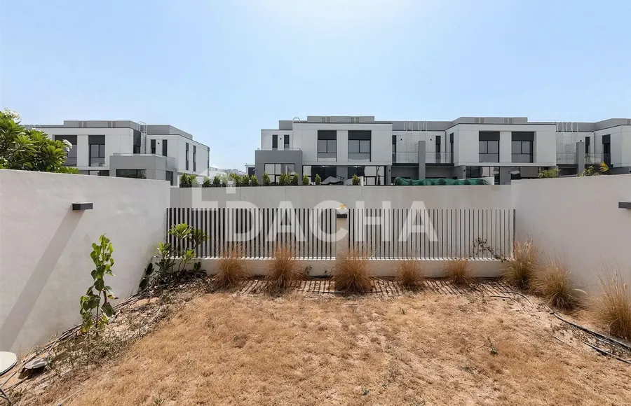 4 bedroom villa for sale - Dacha