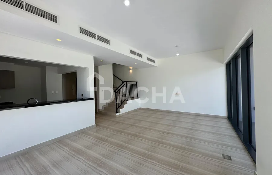 4 bedroom villa to rent - Dacha