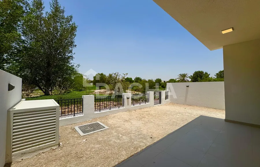 4 bedroom villa to rent - Dacha