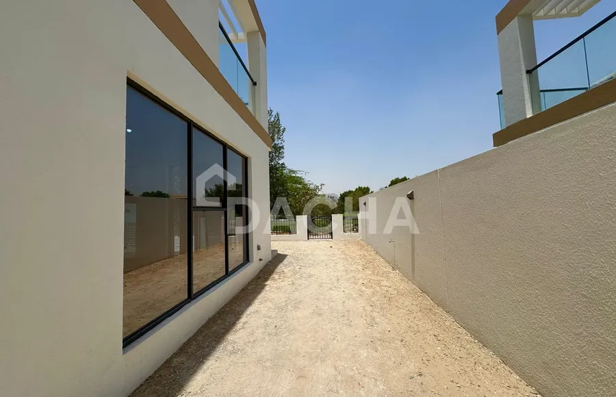 4 bedroom villa to rent - Dacha