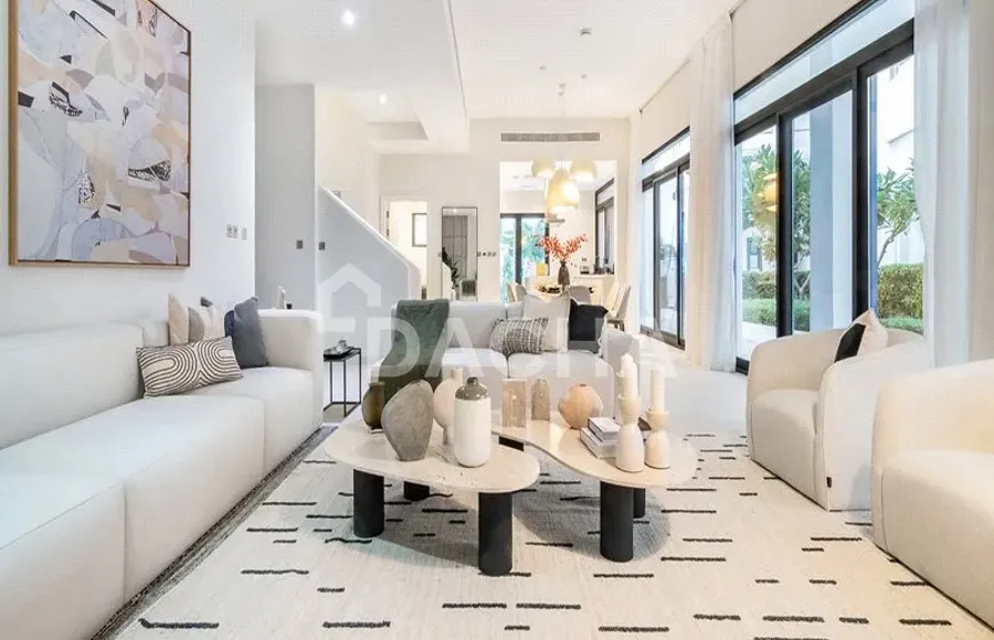 5 bedroom villa to rent - Dacha
