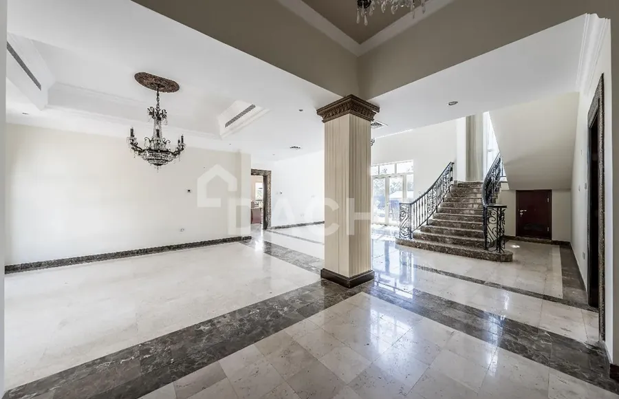 4 bedroom villa for sale - Dacha
