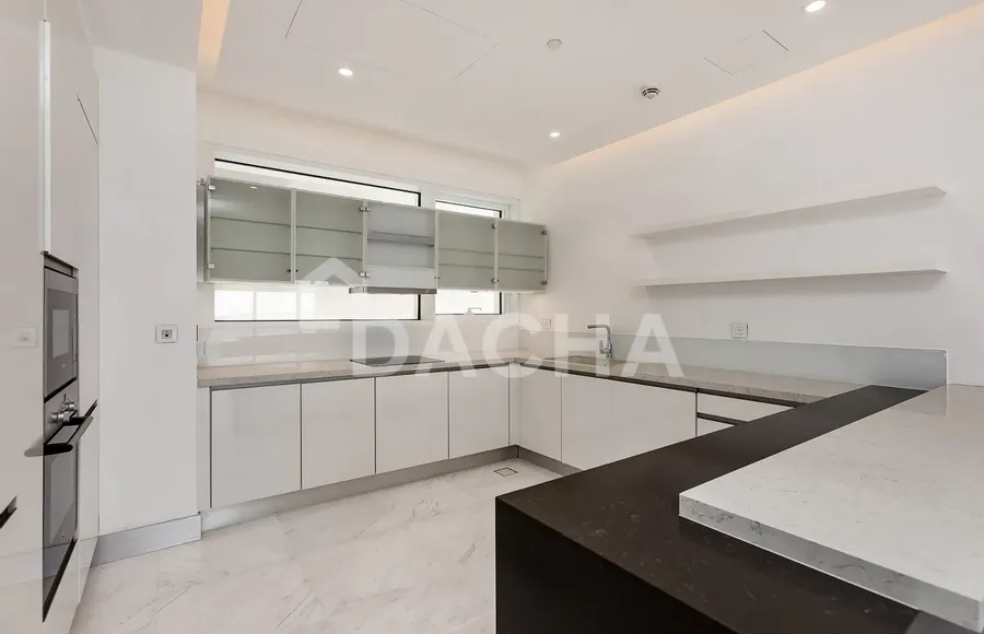 4 bedroom apartment for sale - Dacha