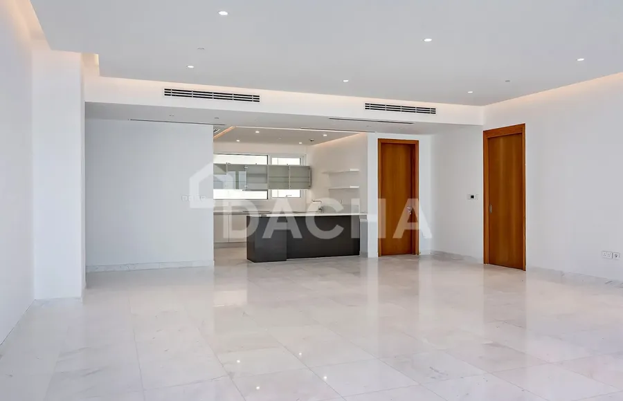 4 bedroom apartment for sale - Dacha