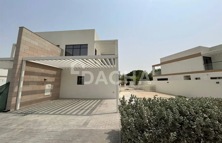 4 bedroom villa to rent - Dacha