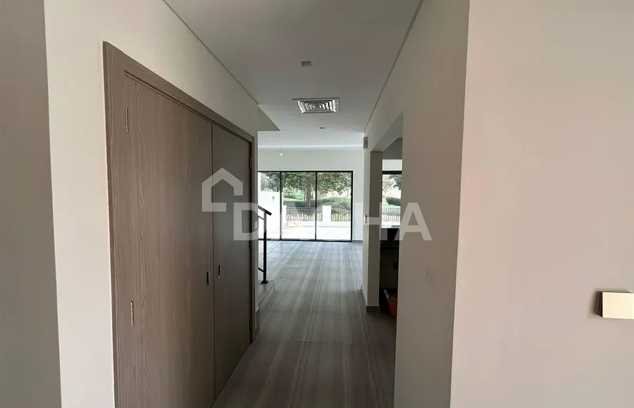 4 bedroom villa to rent - Dacha