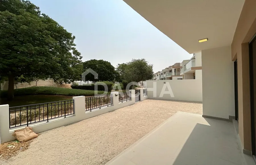 4 bedroom villa to rent - Dacha