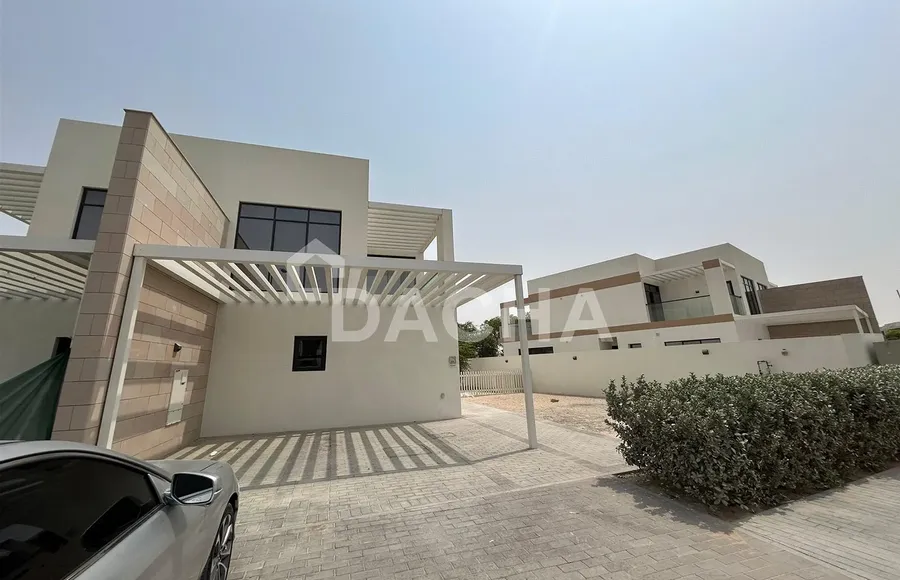 4 bedroom villa to rent - Dacha