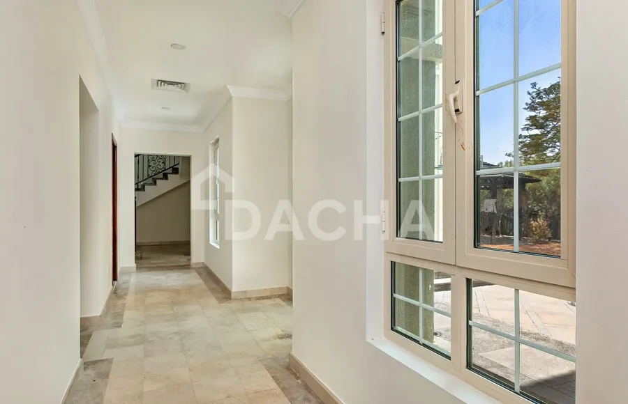 5 bedroom villa for sale - Dacha