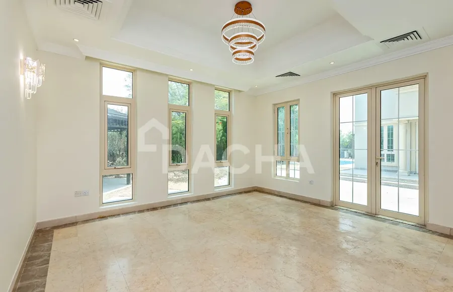 5 bedroom villa for sale - Dacha